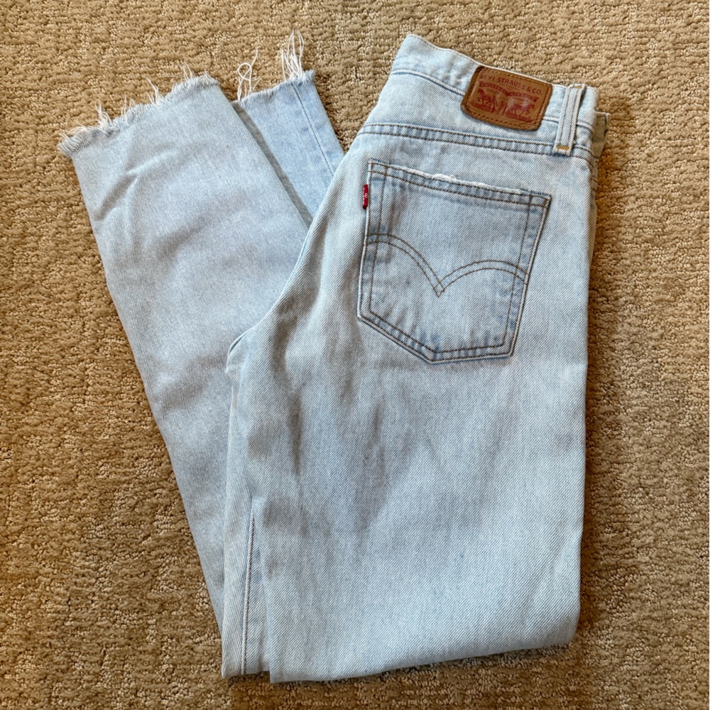 Levi's Classic Light Blue Jeans